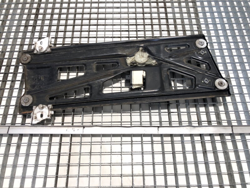 Sťahovačka okna ľavá predná DAF XF 106 2013-2022 1881914