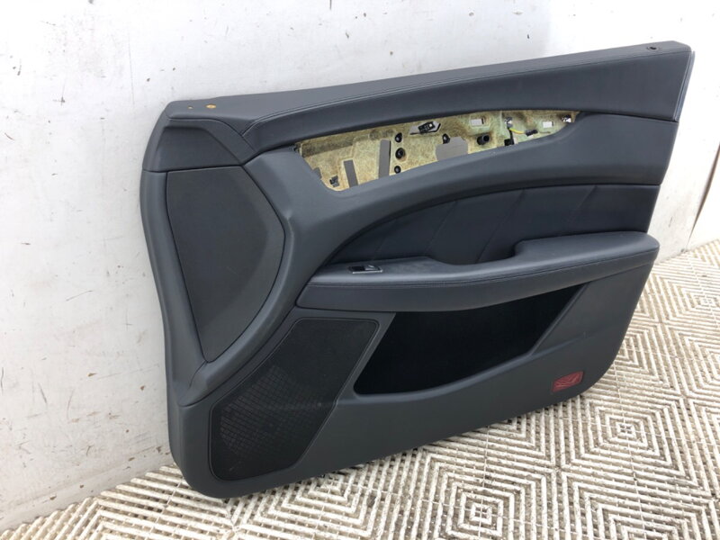 Tapacír dverí pravý predný Mercedes-benz CLS (C218) 2011 - 2017