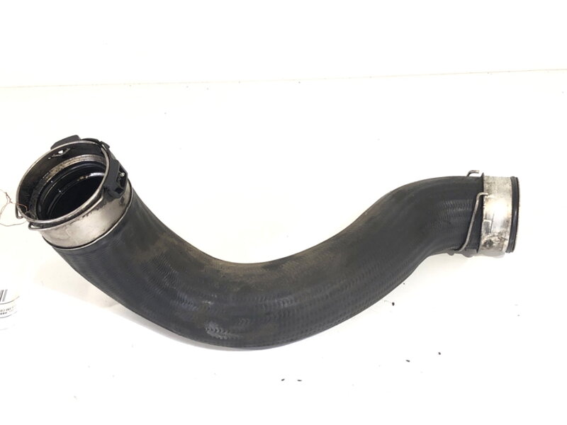 Potrubie turba Mercedes-benz CLS (C218) 2011 - 2017