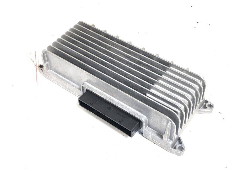 Zosilňovač Audi A4 B8 (8K2) 2007 - 2015 8T0035223AH