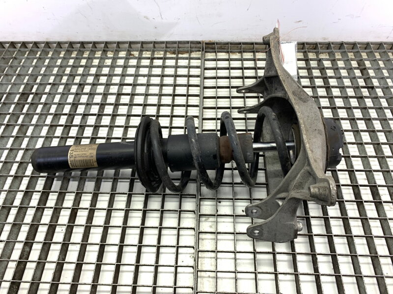 Tlmič ľavý predný S pružinou Audi A4 B8 (8K2) 2007 - 2015