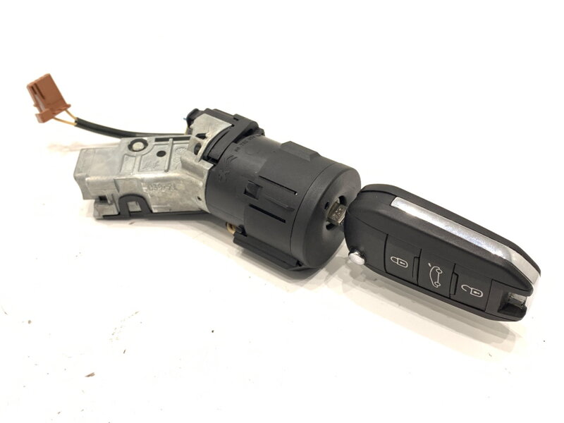 Spínacia skrinka Opel Crossland X / Crossland (P17, P2QO) 2017 - 2022 9663123380