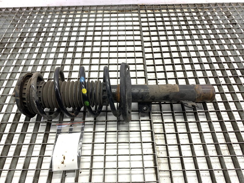 Tlmič pravý predný S pružinou Opel Crossland X / Crossland (P17, P2QO) 2017 - 2022