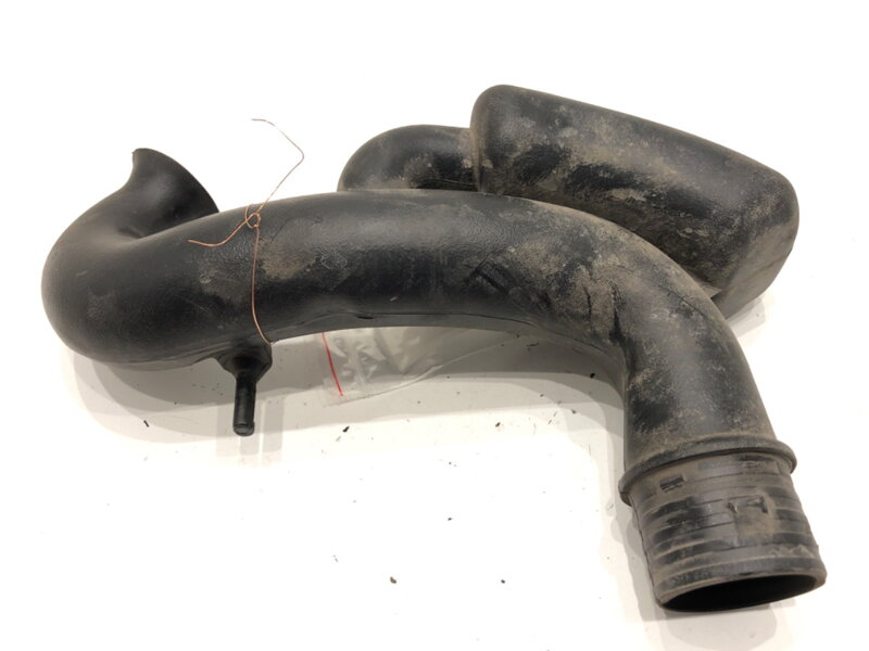 Vzduchové potrubie Skoda Fabia III (NJ3) 2014 - 2022 04C129618