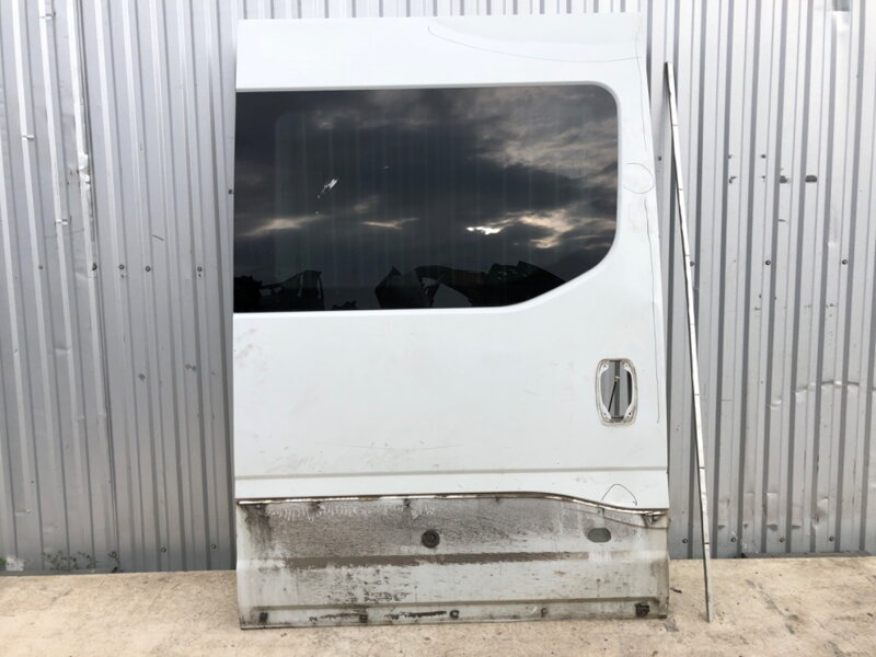 Dvere pravé boczne posuvné Iveco Daily VI Autobus 2014 - 2022