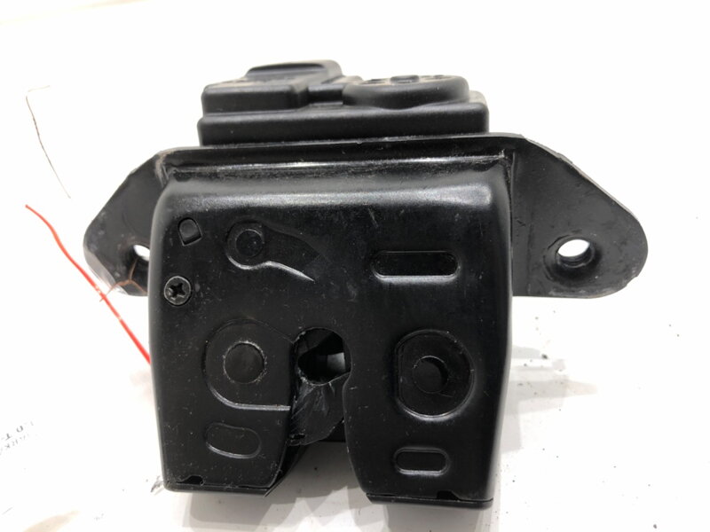 Zámok veka batožinového priestoru zadný Hyundai I30 (PDE, PD, PDEN) 2016 - 2022 81230-G3000