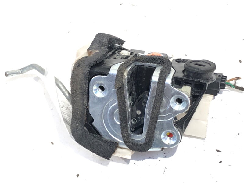 Zámok dverí ľavý zadný KIA Picanto II (TA) 2011 - 2017