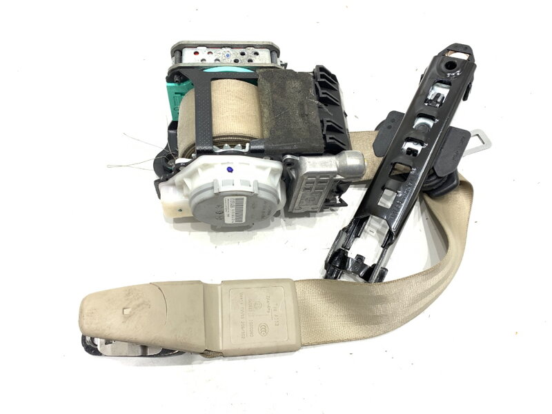 Bezpečnostný PÁS ľavý predný Audi A4 B8 (8K2) 2007 - 2015 3066322