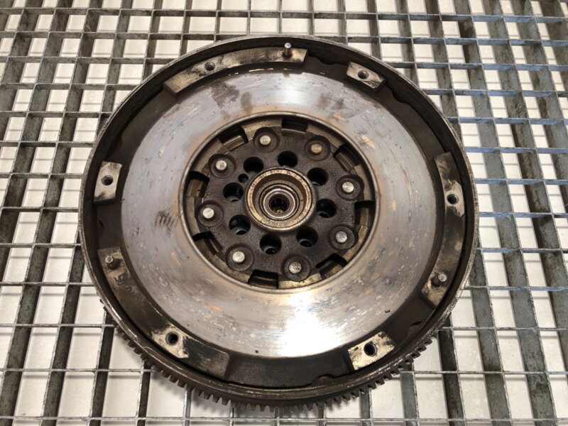 Spojka dvojhmota zotrvačník Mercedes-benz Vito Autobus (W638) 1996 - 2003 A6110301005