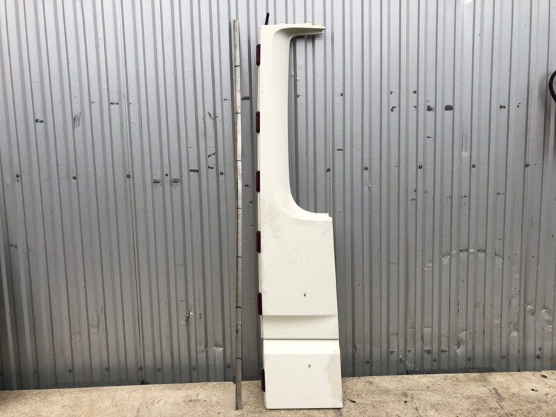 Deflektor kabíny pravý DAF XF 2012 - 2022 1836001