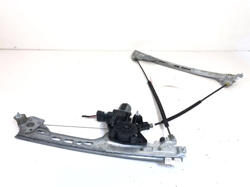 Sťahovačka okna ľavá predná Renault Megane IV Liftback (B9A/M/N_) 2015 - 2022 430106F0
