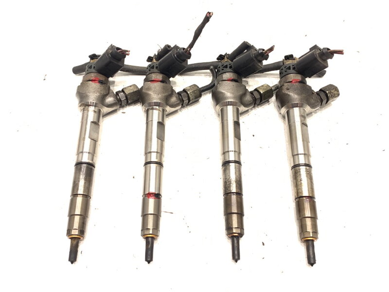 Vstrekovače sada VW Passat B8 (3G2, CB2) 2014 - 2022 04L130277AE