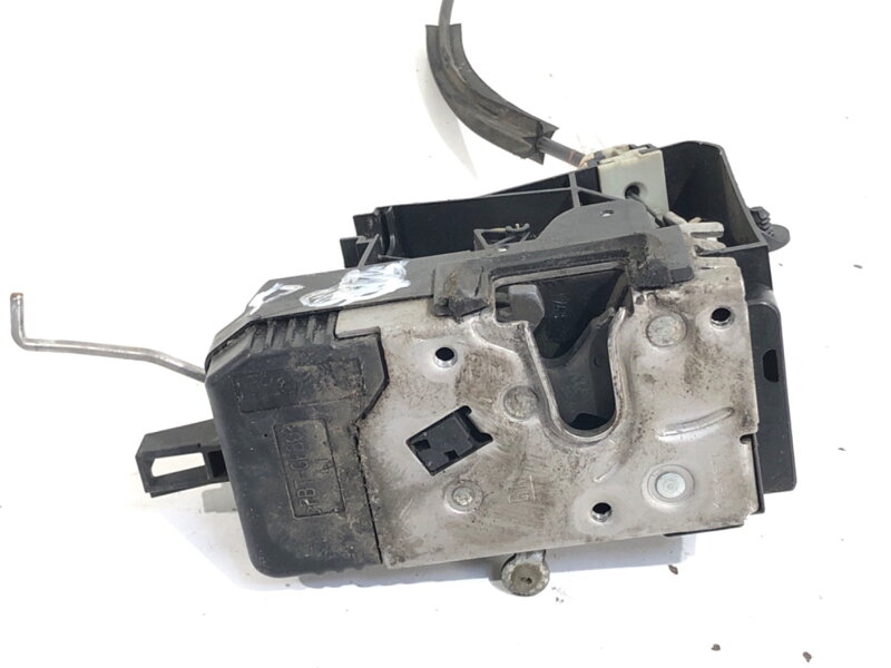 Zámok dverí ľavý predný Opel Signum Liftback (Z03) 2003 - 2008 24447340