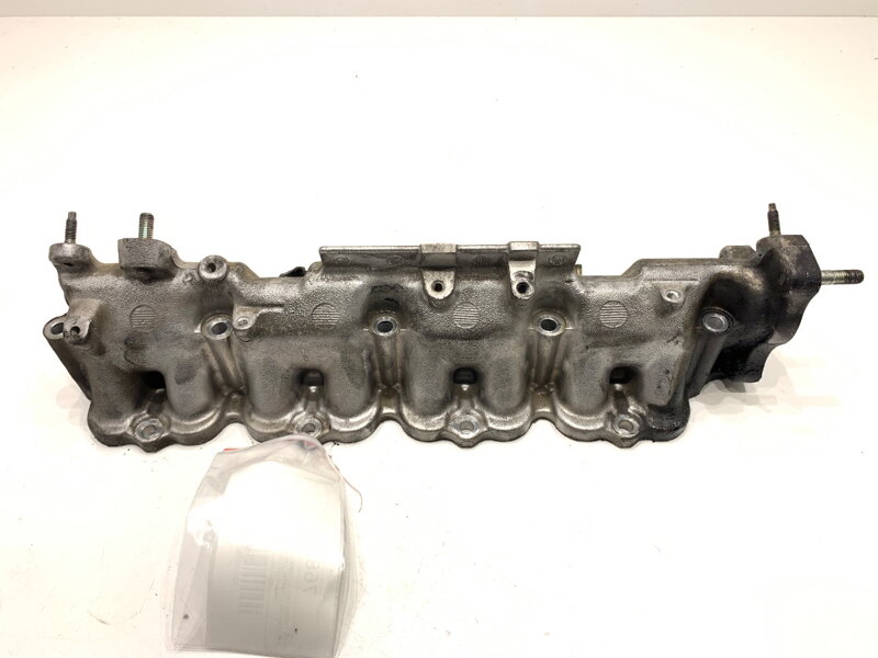 Sacie potrubie Toyota Corolla (_E12_) 2001 - 2007