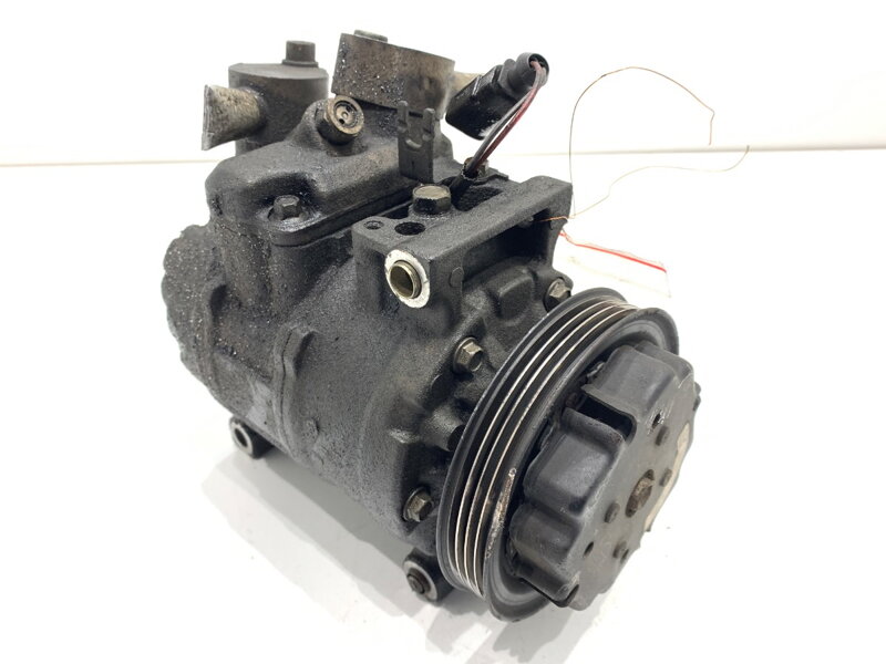 Kompresor klimatizácie Audi A6 C5 Avant (4B5) 1997 - 2005 447220-8813
