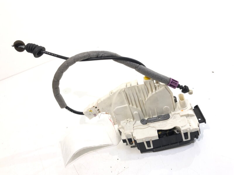 Zámok dverí ľavý predný Mercedes-benz Class C (W204) 2007 - 2015 A2047200335