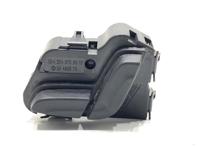 Prepínač sedadla pravý Mercedes-benz Class C (W204) 2007 - 2015 A2048709010