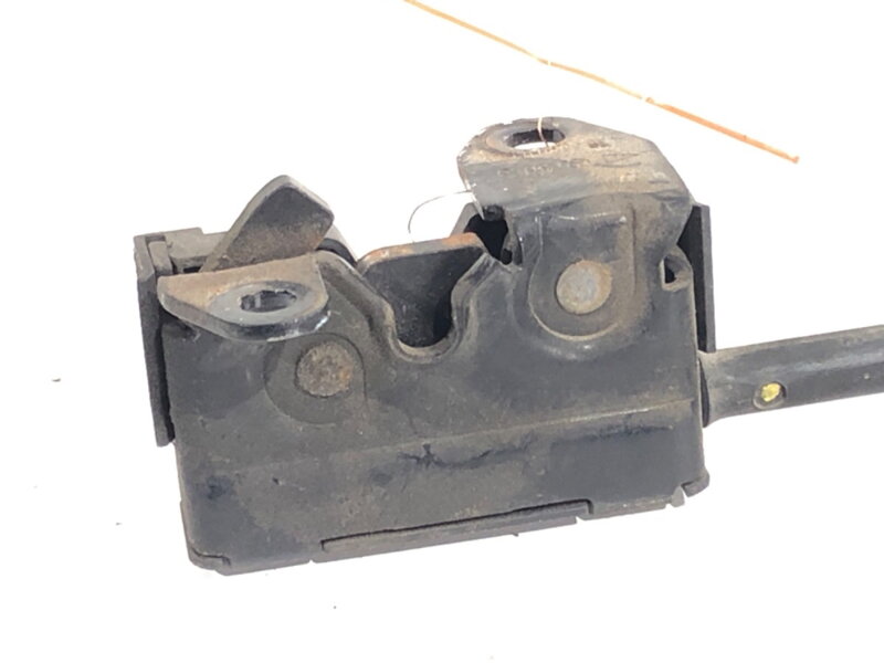 Zámok kapoty pravý Mercedes-benz Class C (W204) 2007 - 2015 A2048800160