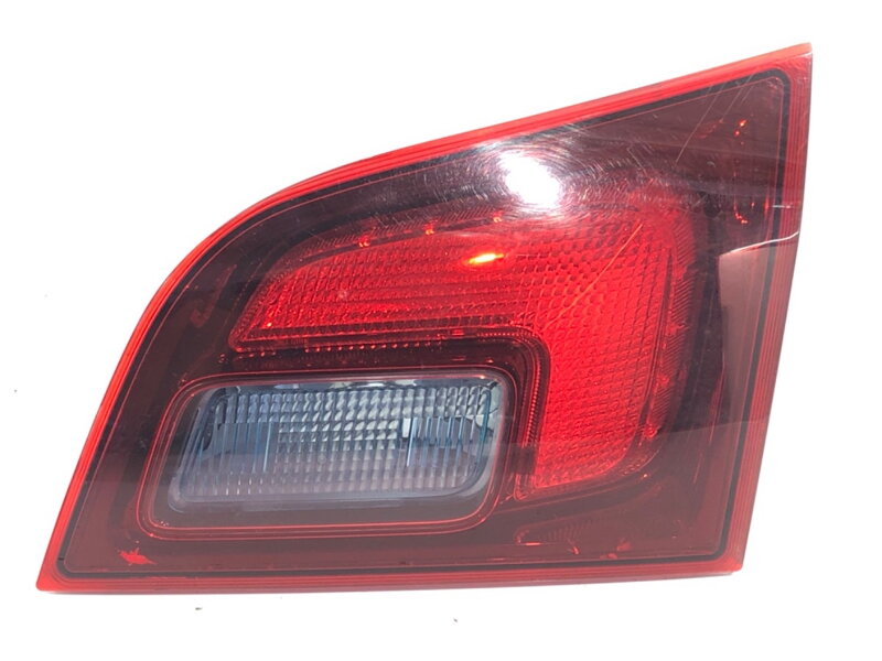 Svetlo zadné pravé vnútorné Opel Astra J (P10) 2009 - 2015 13314053