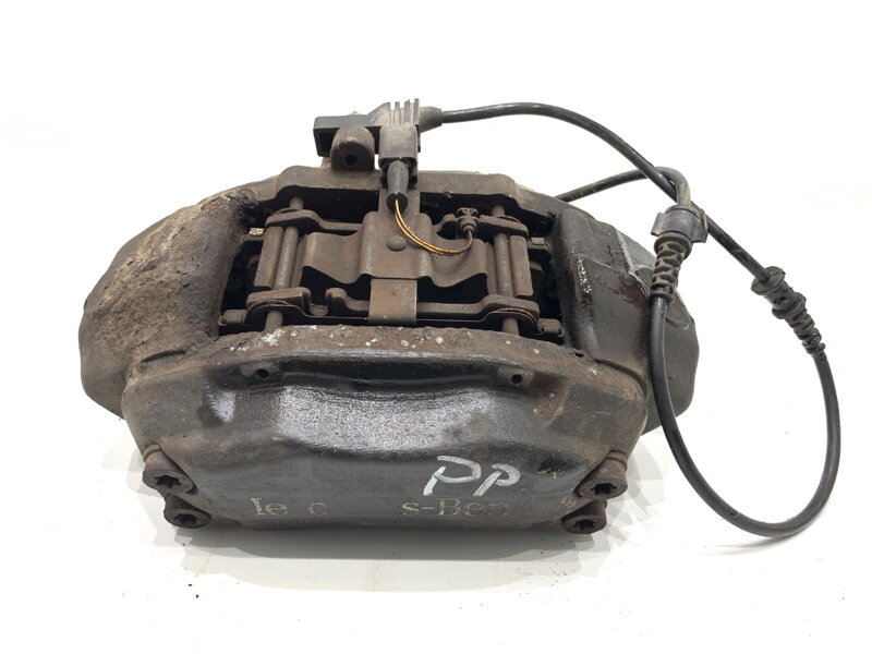 Brzdový strmeň pravý predný Mercedes-benz Class E T-model (S211) 2003 - 2009