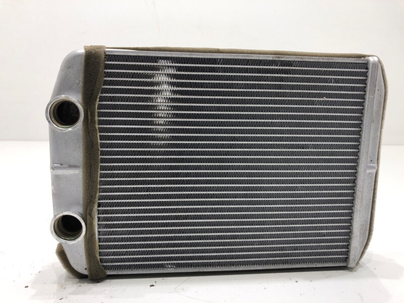 Radiátor kúrenia Renault Express 2021 - 2022