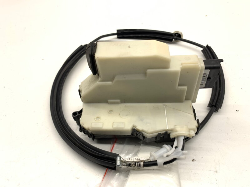 Zámok dverí pravý zadný Opel Combo (K9) 2018 - 2022 221720