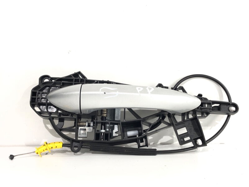 Kľučka vonkajšia pravá predná Opel Astra K (B16) 2015 - 2022