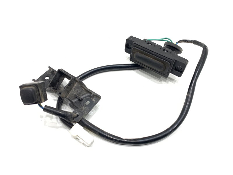 Kľučka veka batožinového priestoru zadná Suzuki SX4 S-cross (JY) 2013 - 2022