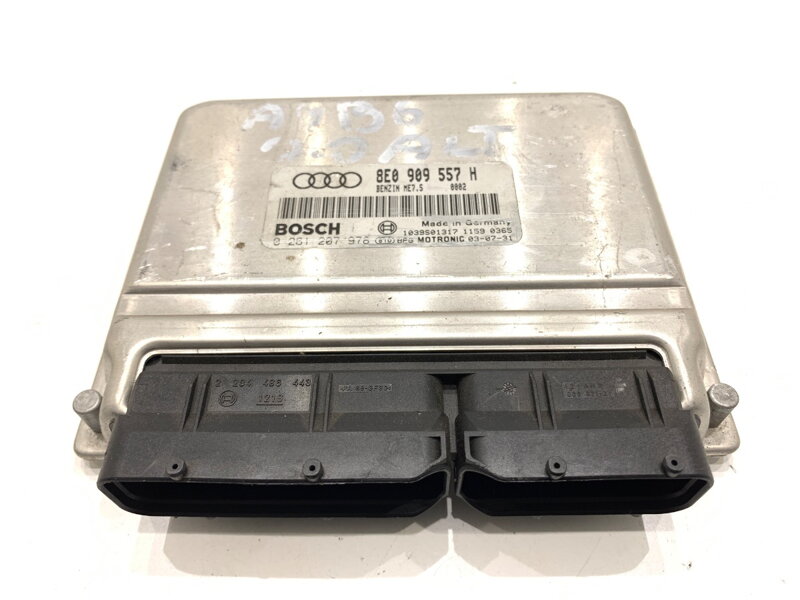Riadiaca jednotka motora Audi A4 B6 (8E2) 2000 - 2005 8E0909557H