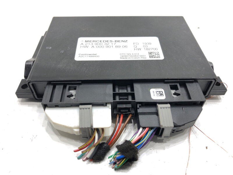 Modul riadiaca jednotka prevodovky Mercedes-benz GLC (X253) 2015 - 2022 A2139003217