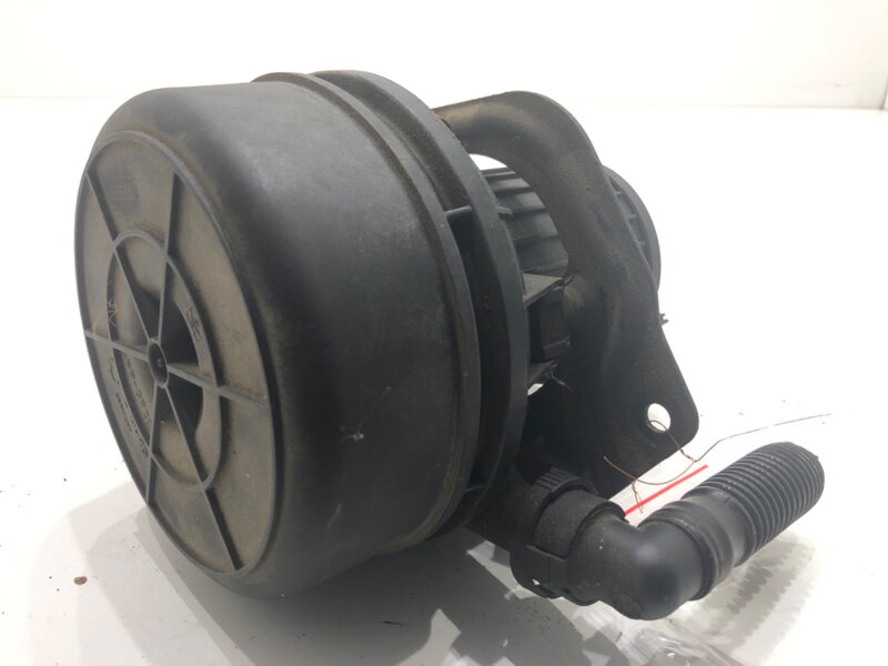 Čerpadlo vzduchu sekundárneho BMW 3 Compact (E46) 2001 - 2005 7520225