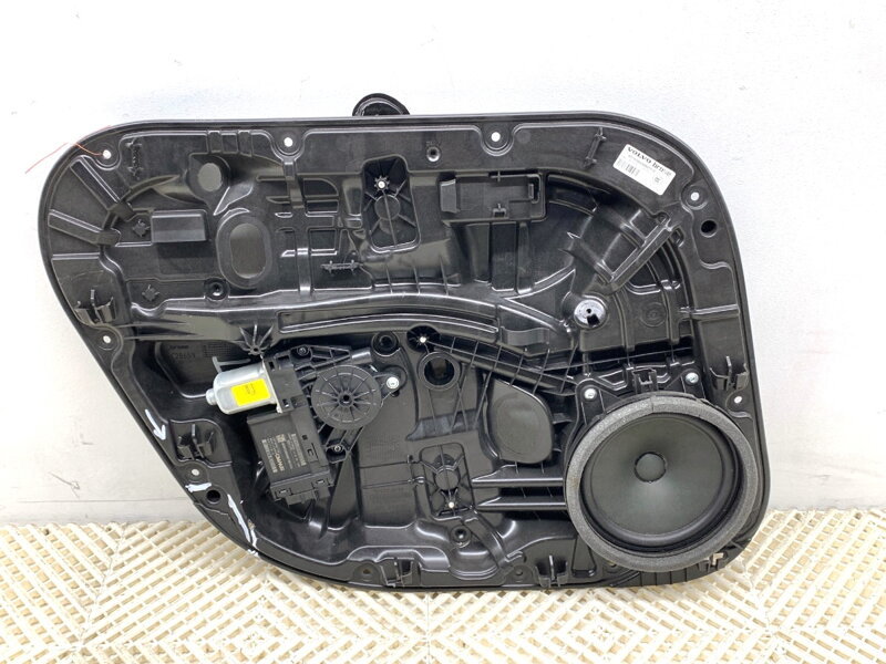 Sťahovačka okna ľavá zadná Volvo V90 II Kombi (235, 236) 2016 - 2022 31378594