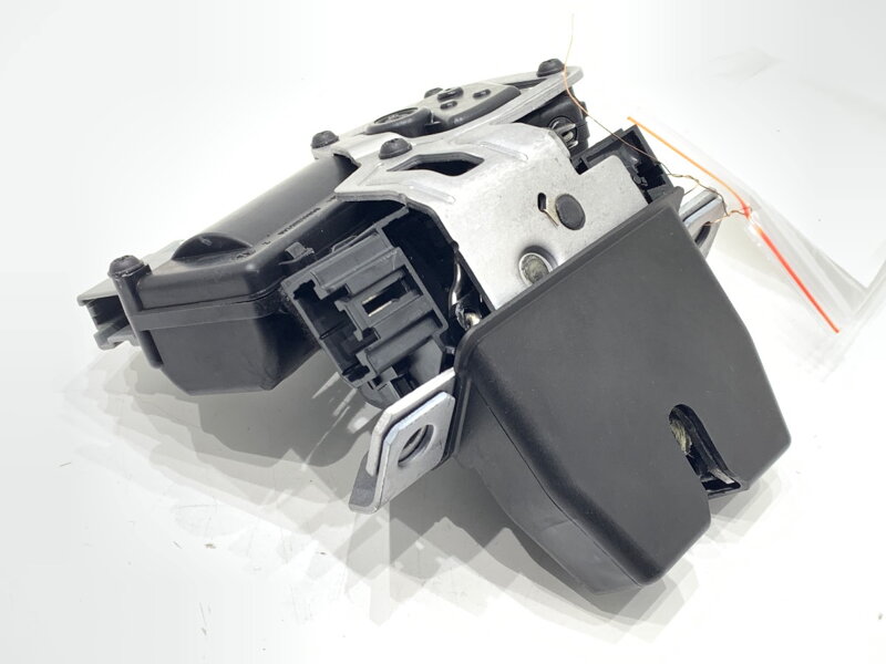 Zámok veka batožinového priestoru zadný Ford Mondeo V Turnier (CF) 2014 - 2022 DS7A-N442A66-BD