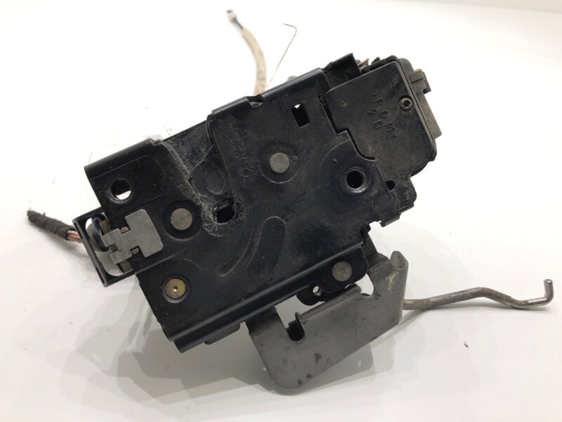 Zámok dverí pravý predný Audi A6 C5 (4B2) 1997 - 2005