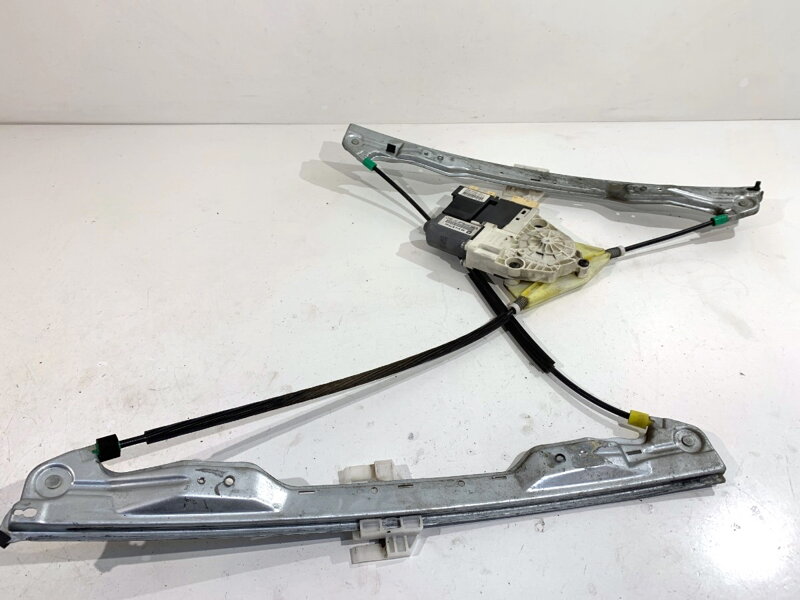 Sťahovačka okna ľavá predná Citroen C5 II (RC_) 2004 - 2022 9681597380