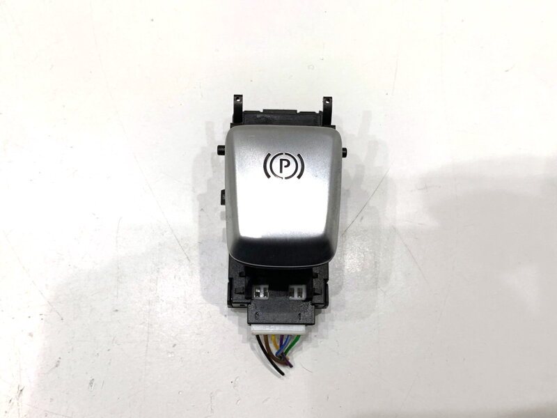 Páka ručnej brzdy Mercedes-benz CLS (C257) 2017 - 2022 A2139056608