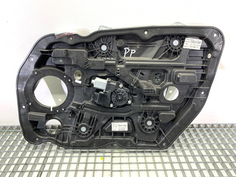 Sťahovačka okna pravá predná KIA CEE ' D (JD) 2012 - 2018 82480-A2311