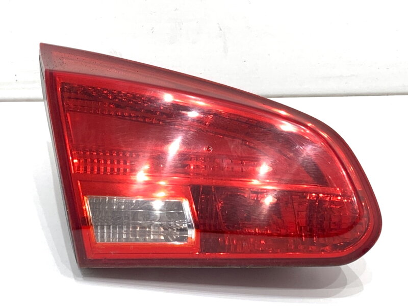 Svetlo zadné ľavé vnútorné KIA CEE ' D (JD) 2012 - 2018 92403-A20