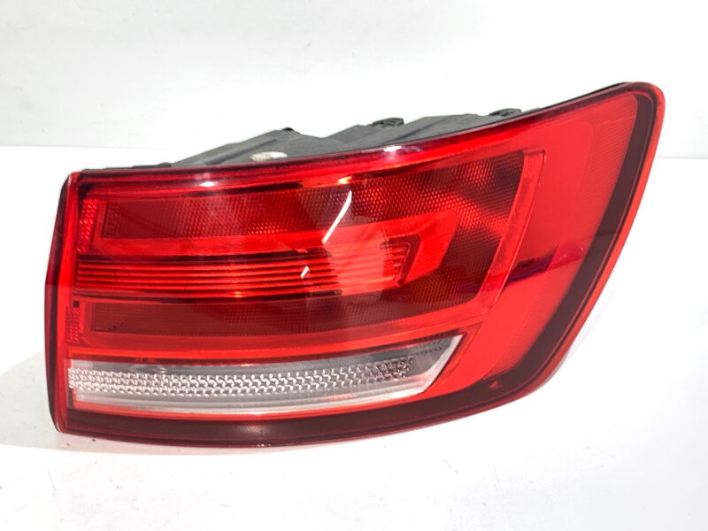 Svetlo pravé zadné Audi A4 B9 Avant (8W5, 8WD) 2015 - 2025 8W9945070