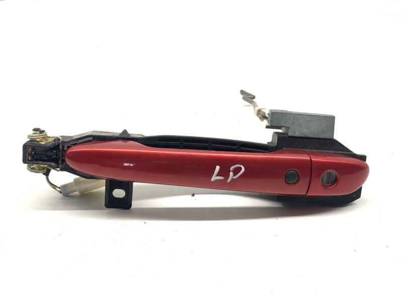 Kľučka vonkajšia ľavá predná Mazda 6 Sedan (GJ, GL) 2012 - 2022