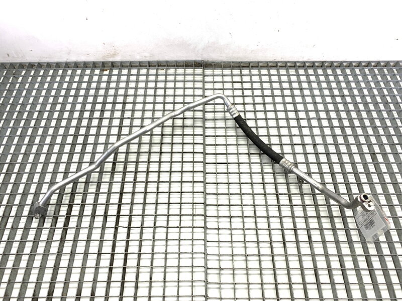 Hadica klimatizácie BMW X2 (F39) 2017 - 2022 6832950