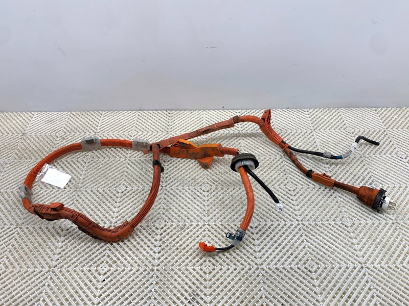 Kábel vysokého napätia Toyota Auris Kombi (_E18_) 2013 - 2018