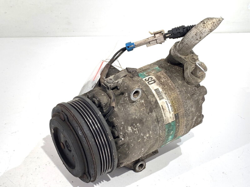 Kompresor klimatizácie Opel Zafira A (MPV) (T98) 1999 - 2005 09174396
