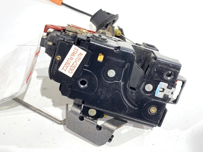 Zámok dverí ľavý zadný Audi A4 B6 (8E2) 2000 - 2005 8E0839015