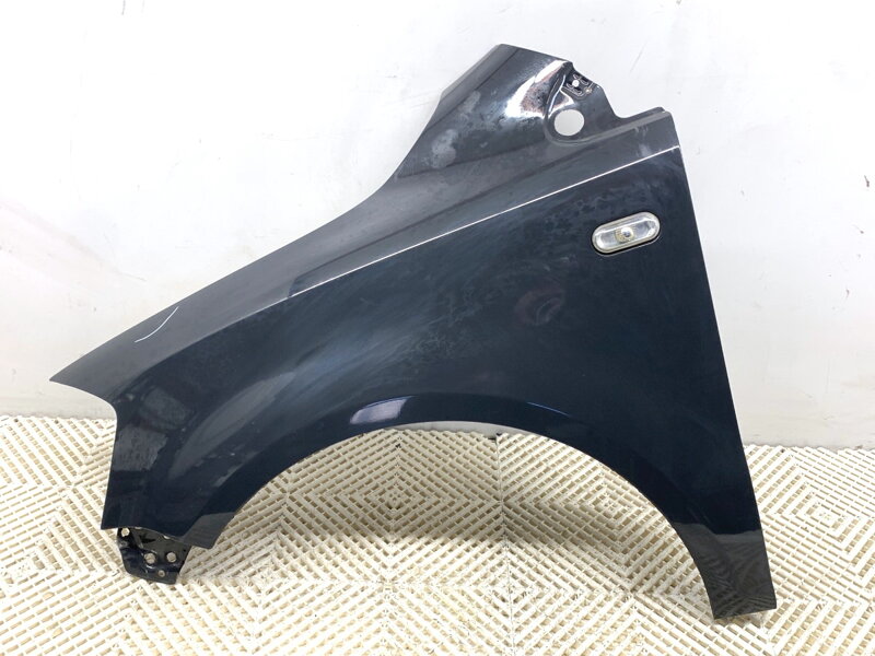 Blatník ľavý predný VW FOX Liftback (5Z1, 5Z3, 5Z4) 2003 - 2015