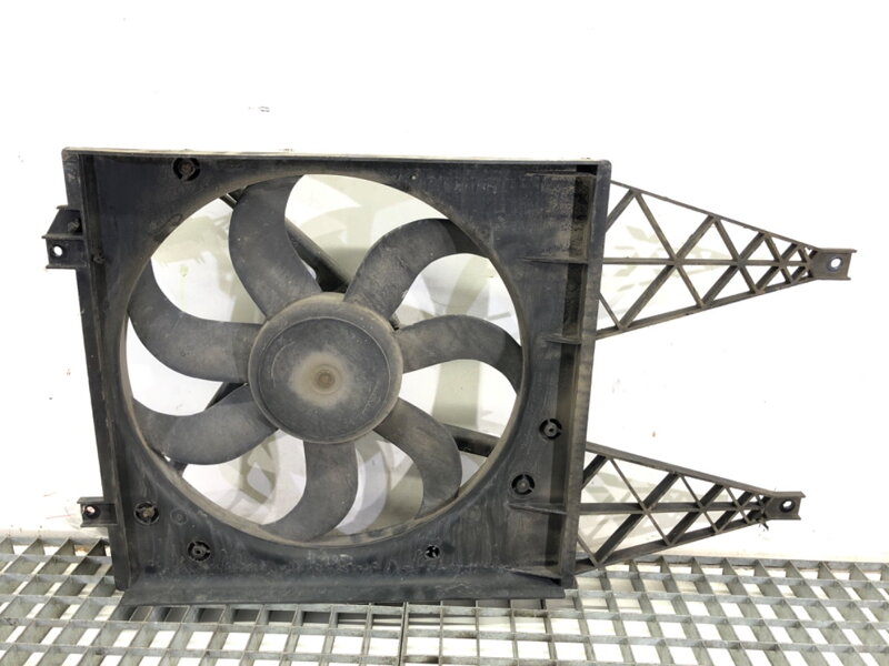 Ventilátor chladiča VW Polo (9N_, 9A_) 2001 - 2014 6Q0121207L
