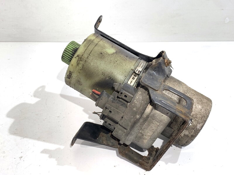 Servočerpadlo Seat Cordoba (6L2) 2002 - 2009 6Q0423371